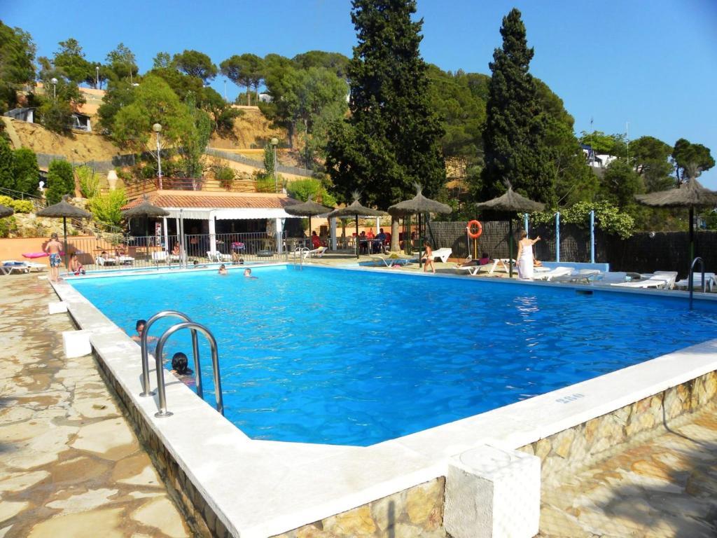 Camping Senia Cala Canyelles 호텔 료렛 드 마르 외부 사진