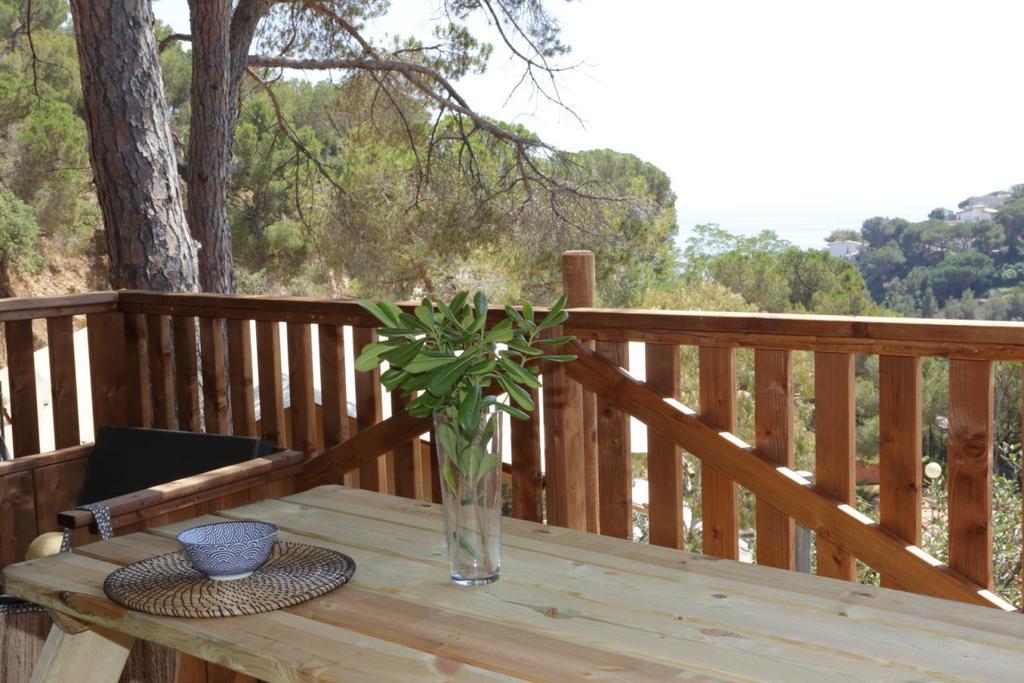 Camping Senia Cala Canyelles 호텔 료렛 드 마르 외부 사진