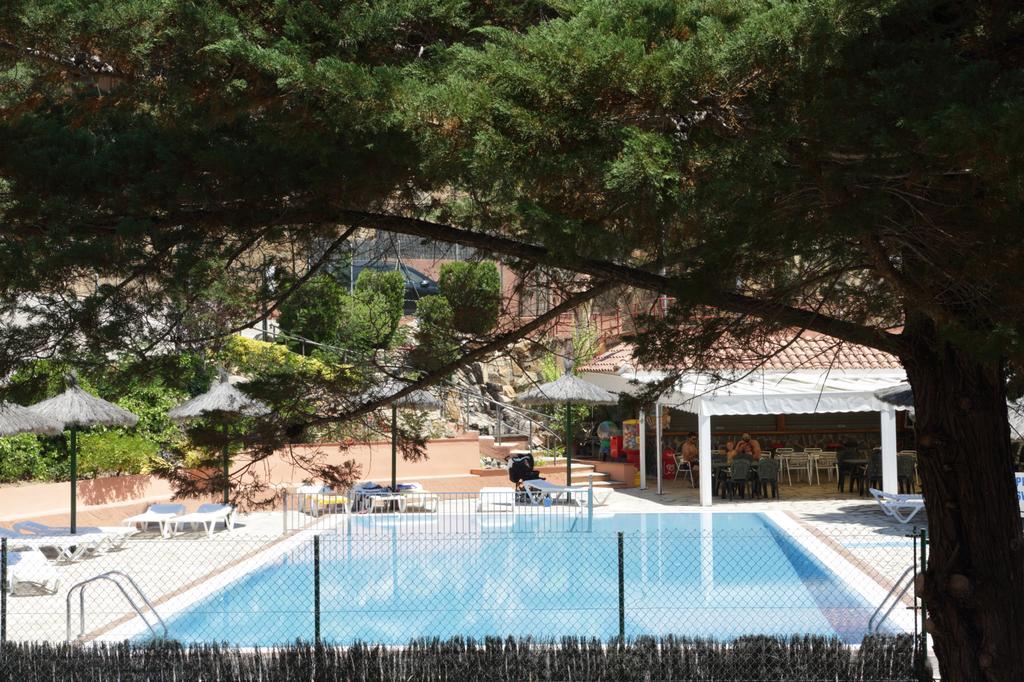 Camping Senia Cala Canyelles 호텔 료렛 드 마르 외부 사진
