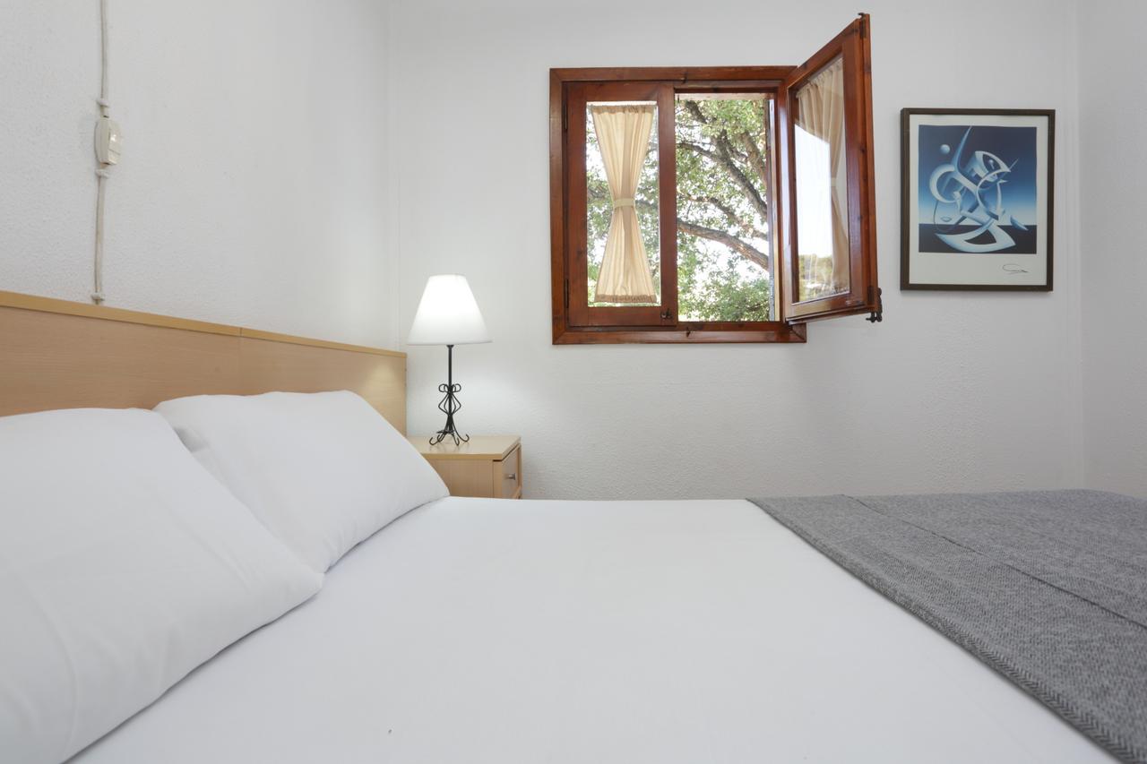 Camping Senia Cala Canyelles 호텔 료렛 드 마르 외부 사진